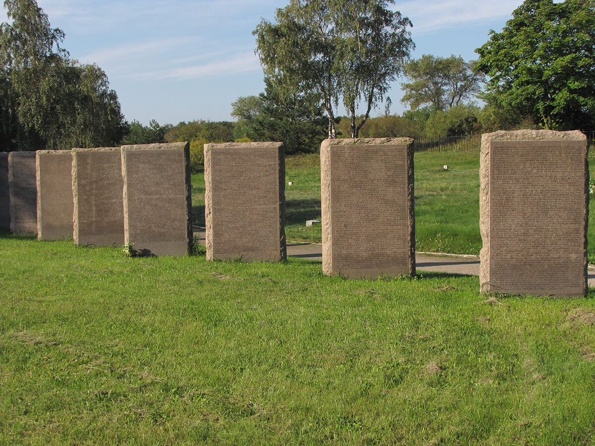 Baltijsk international cemetary