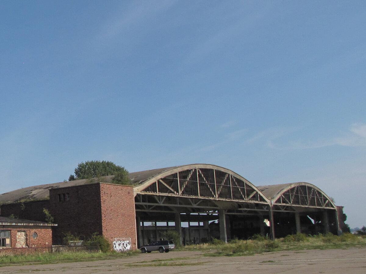 Neutif airport