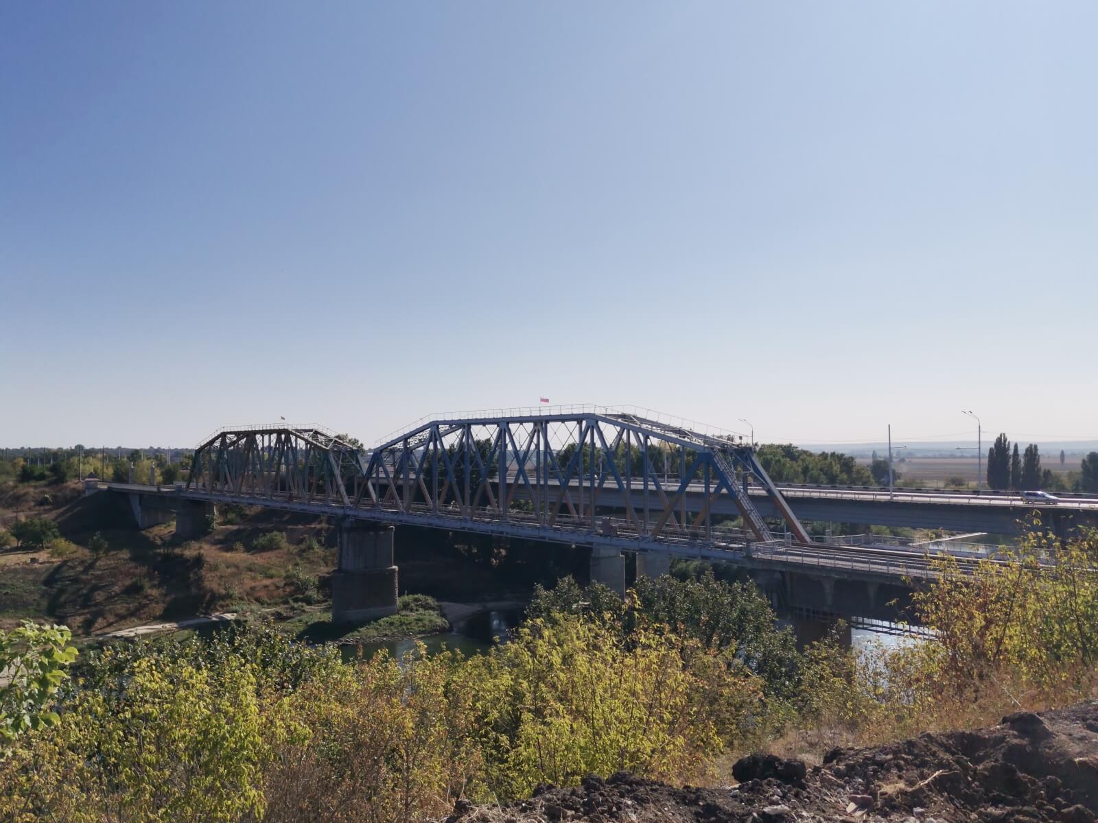 Benderi mostovi