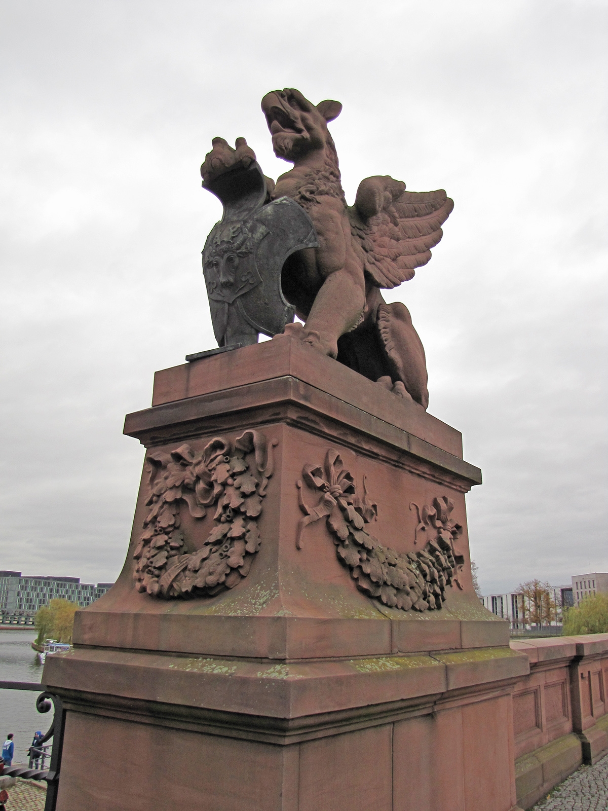 Berlin Moeltke Bridge Grifon