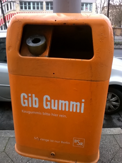 Berlin trash can