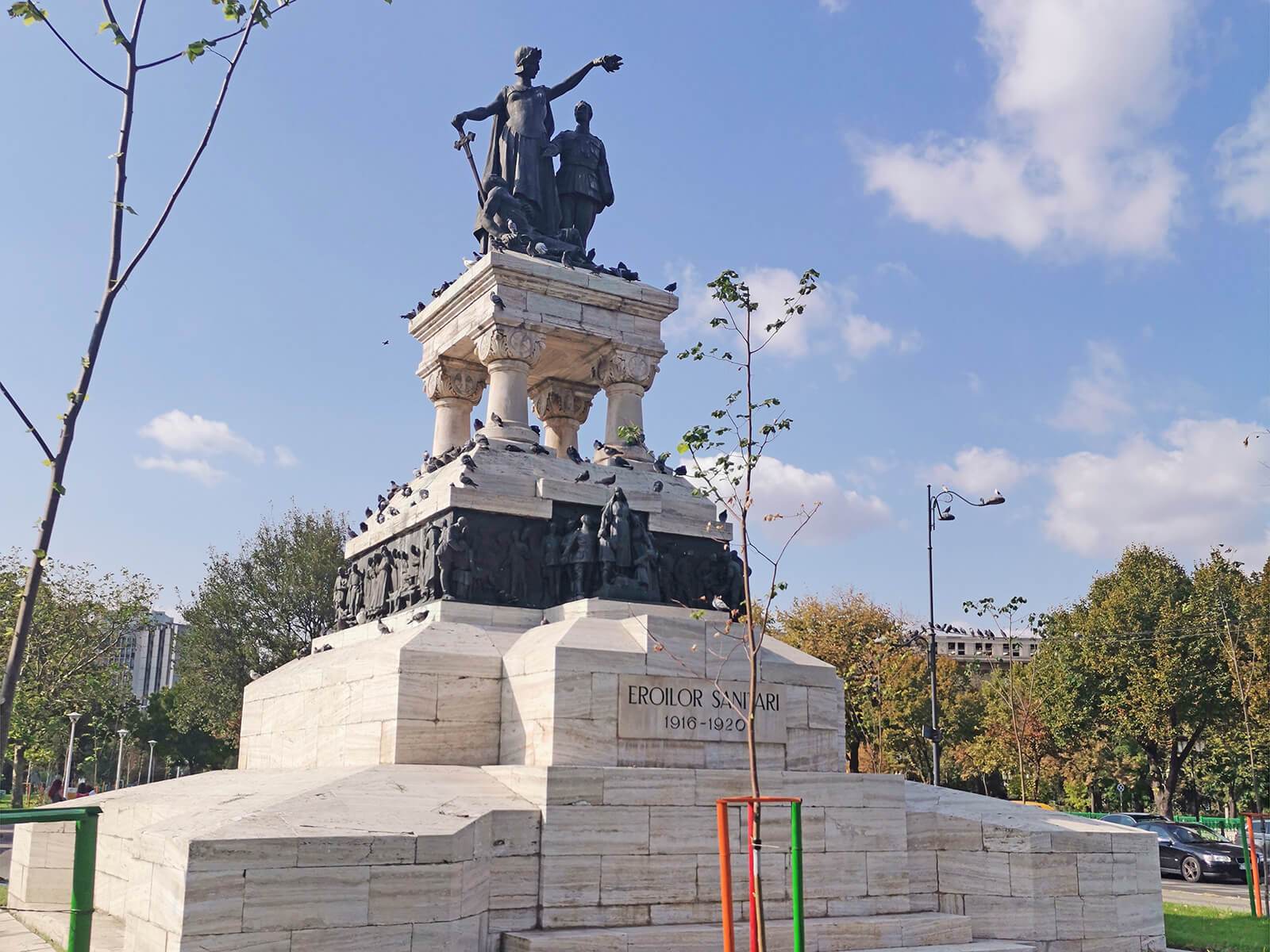 Bucharest Monumentul Eroilor Sanitari
