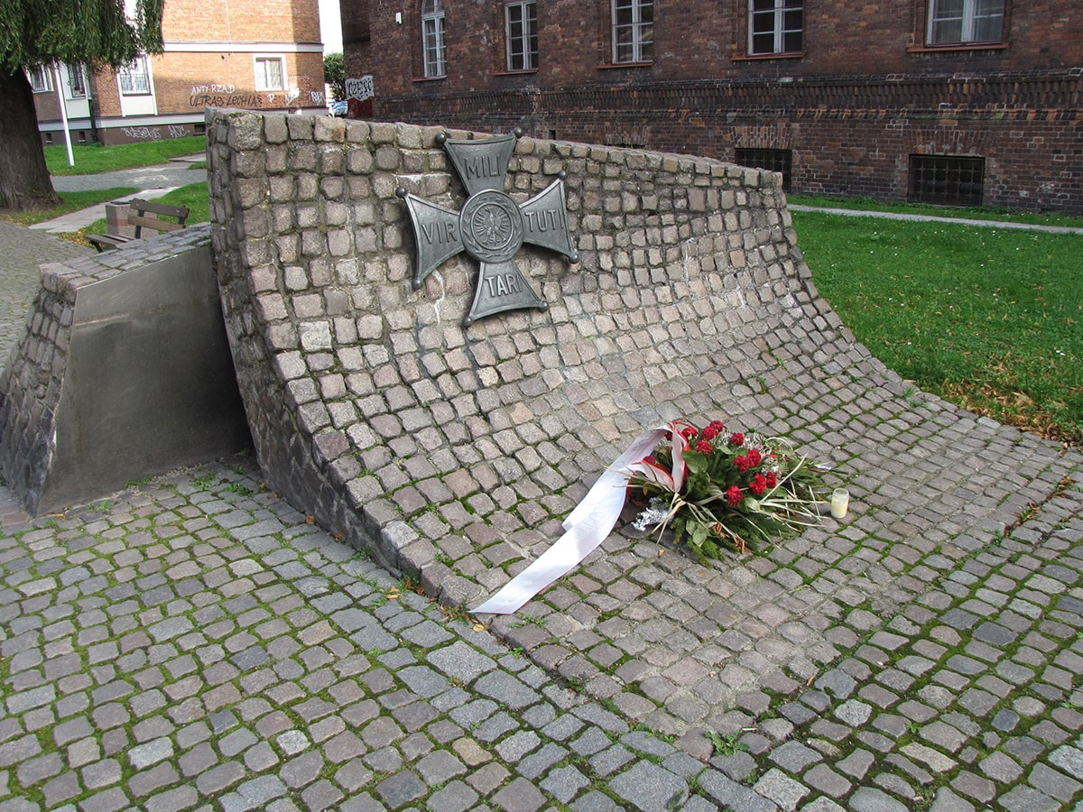 Gdansk Post office Virtuti Militari