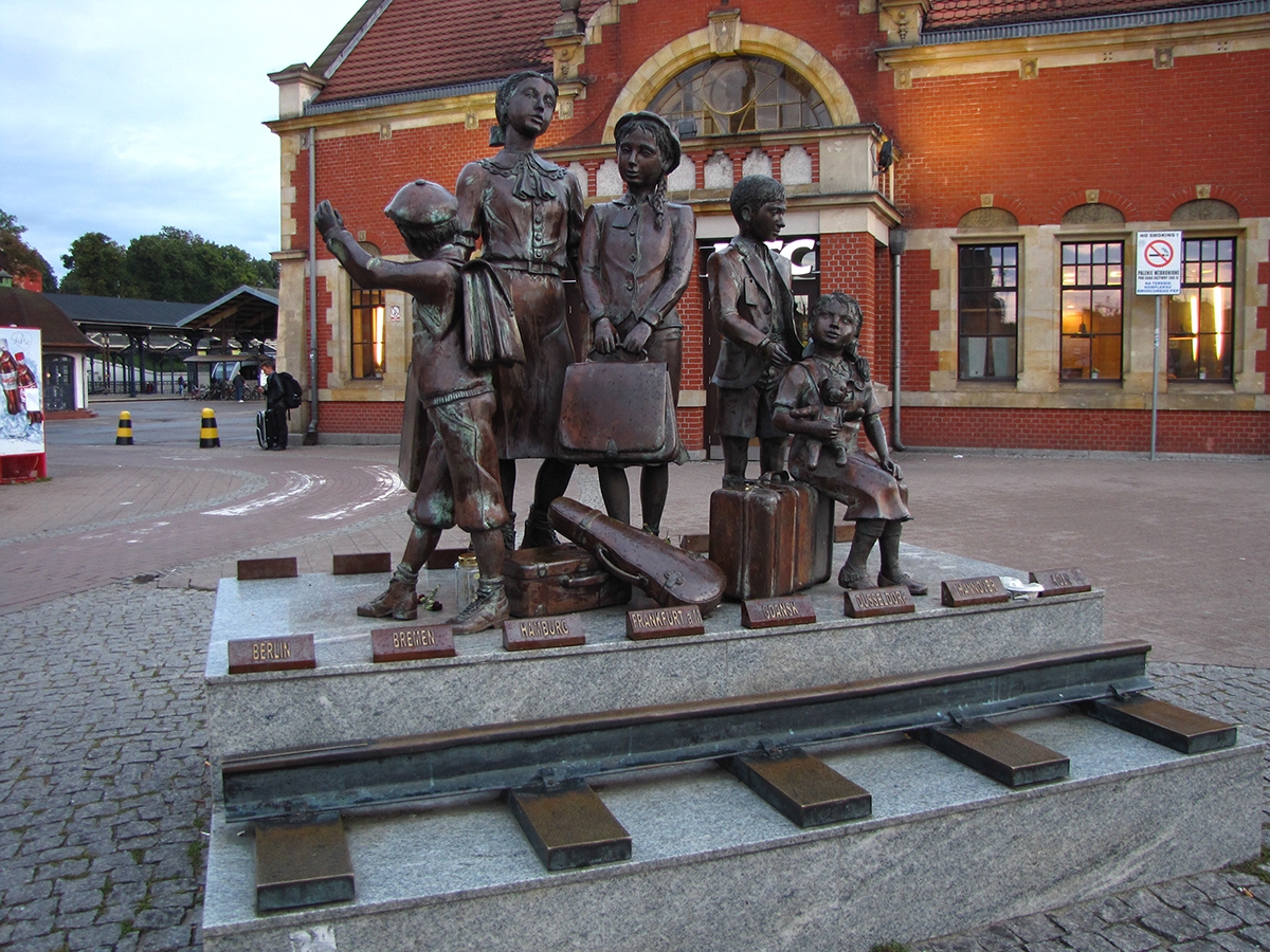 Gdansk Kindertransport Monument