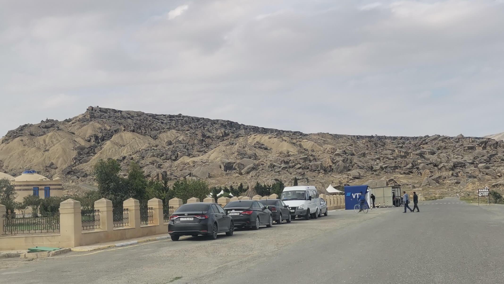 Gobustan Road to Gobustan National Park musem