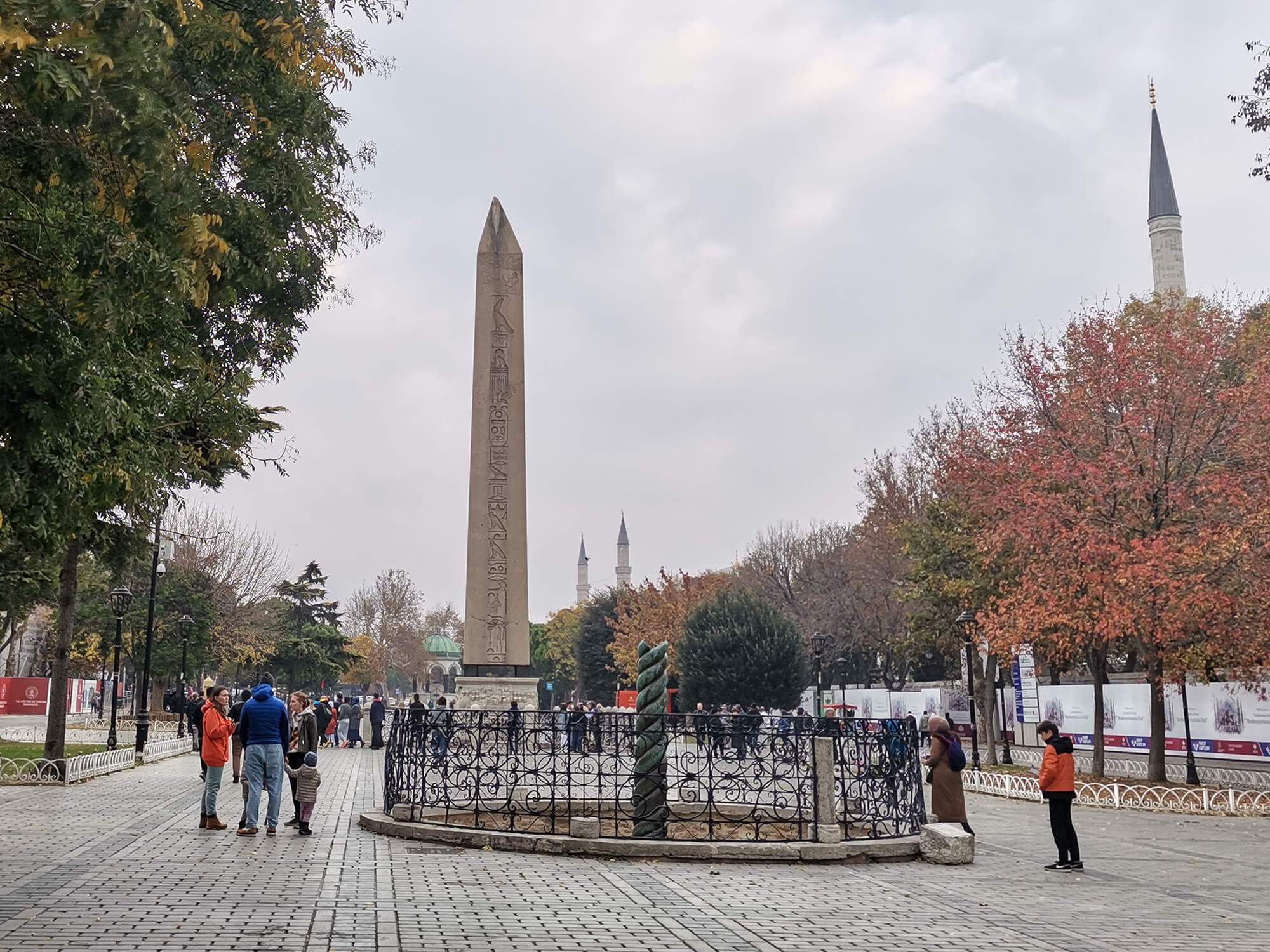 Istanbul - Serpent column and Obelisk of Theodosius