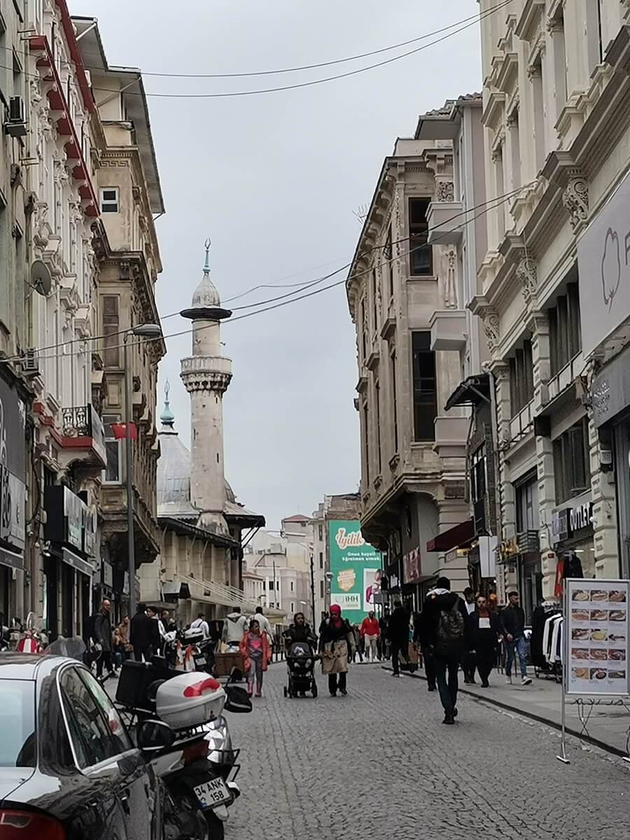 Istanbul Asir Efendi Cd