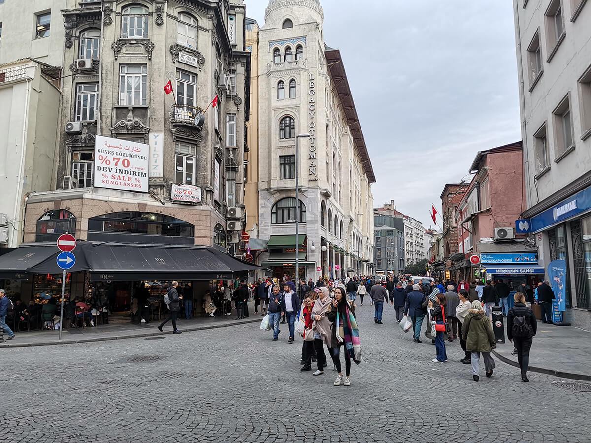 Istanbul Hamidiye Cd