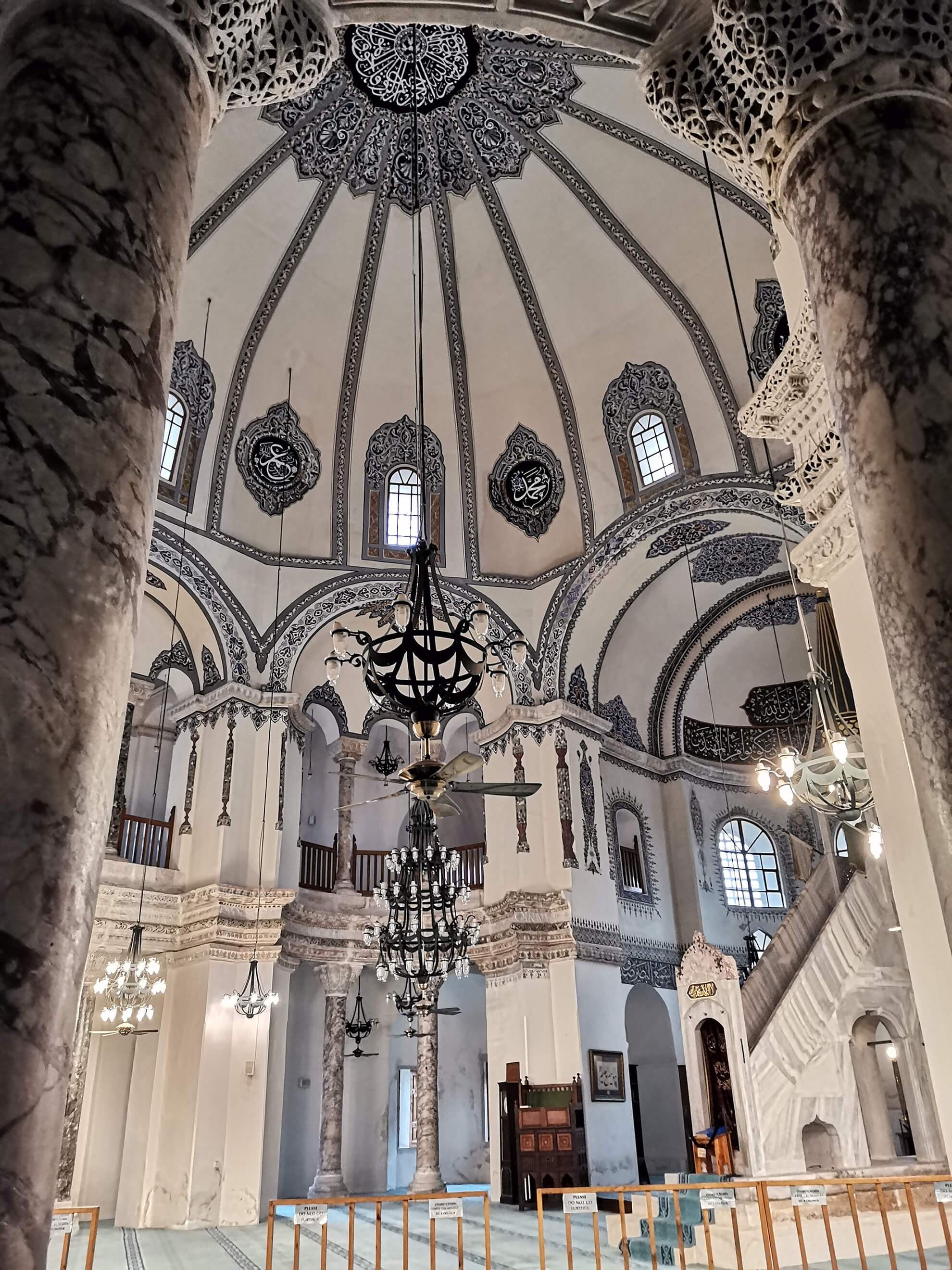Istanbul Kucuk Ayasofya Camii dome and columns
