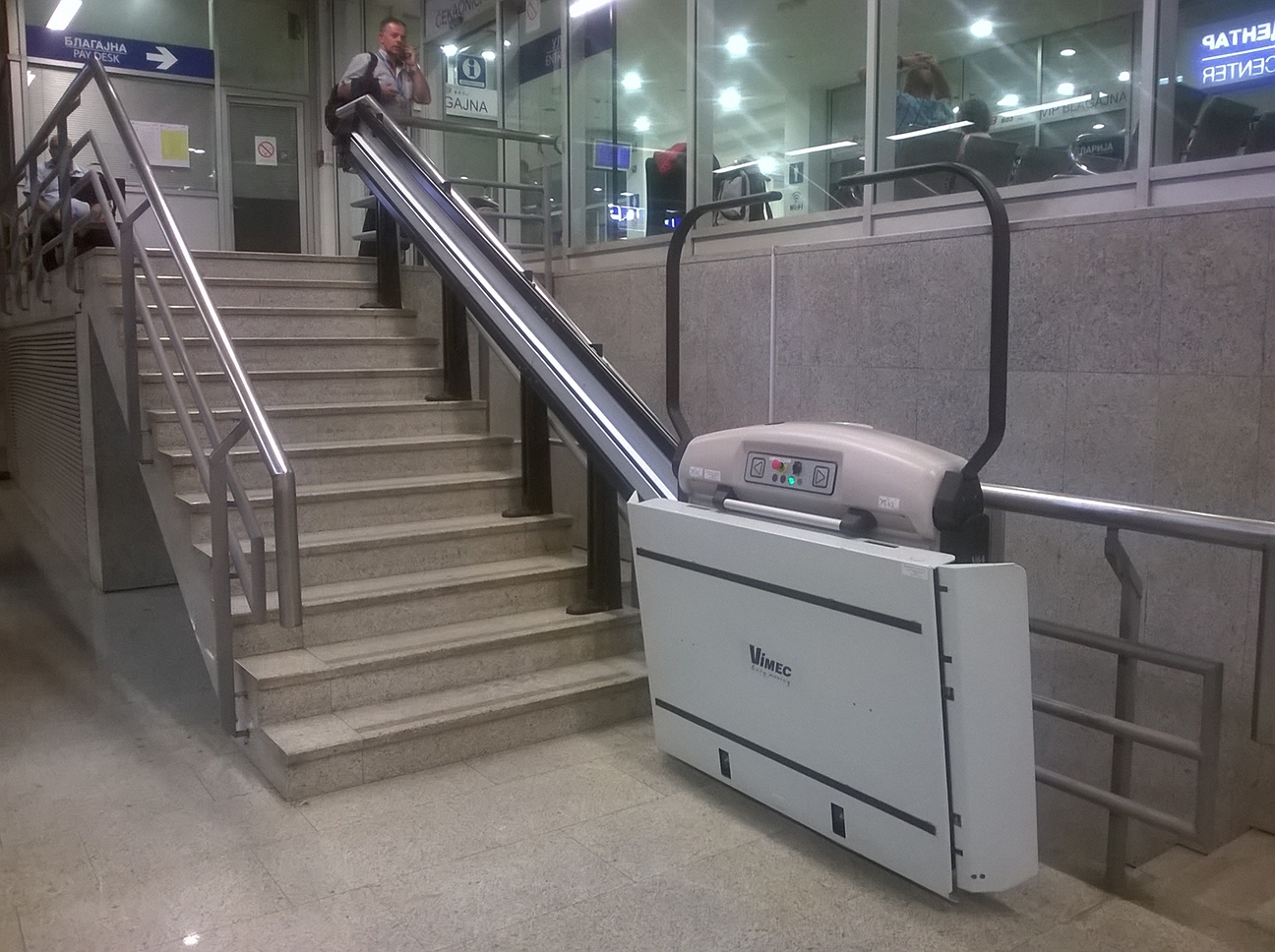 Belgrade Centre railway station wheelchair lift