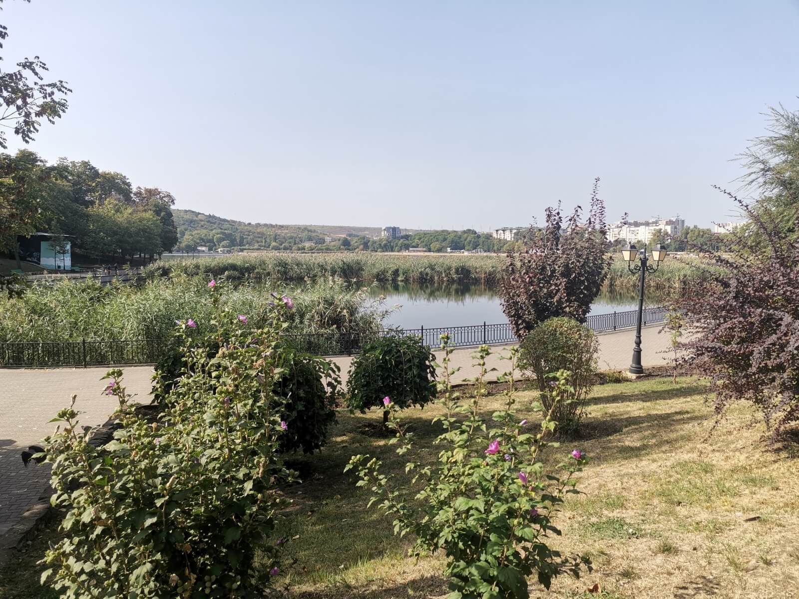 Kisinjev Valea Morilor lake