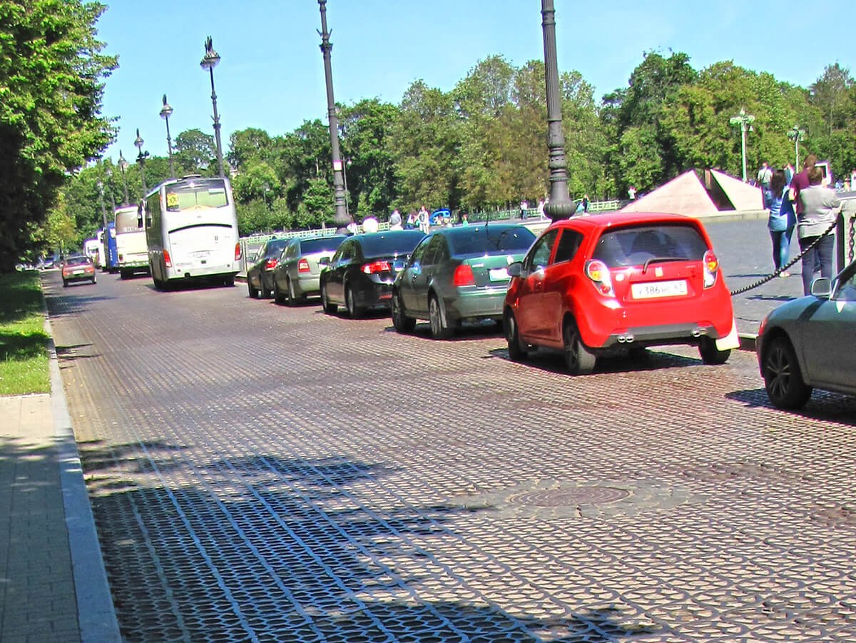 Kronstat - metalni kolovoz