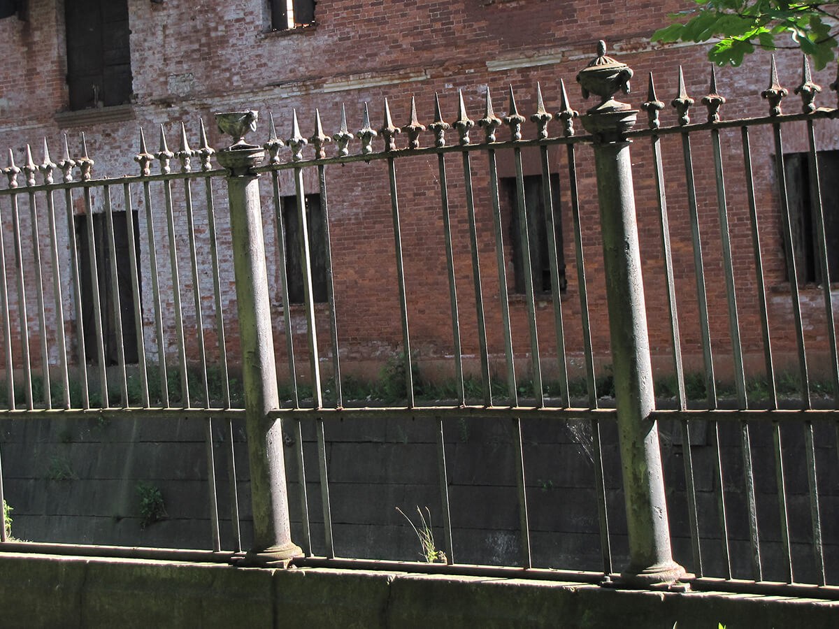 Kronstat - ograda odvodnog kanala