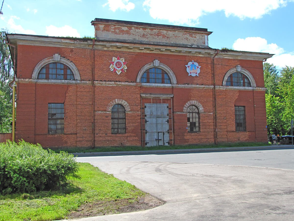Kronštat, zgrada arsenala