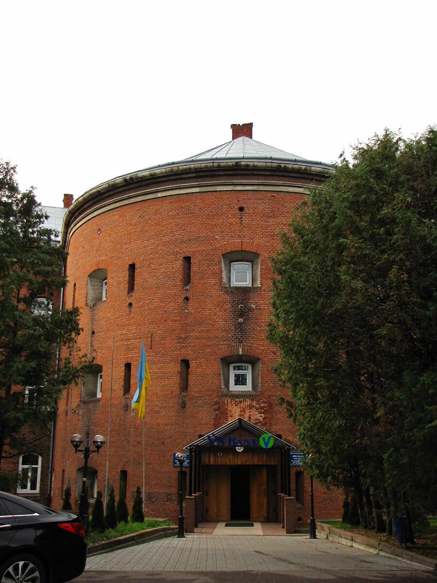 Lavov citadela  - odbrambena_kasarna