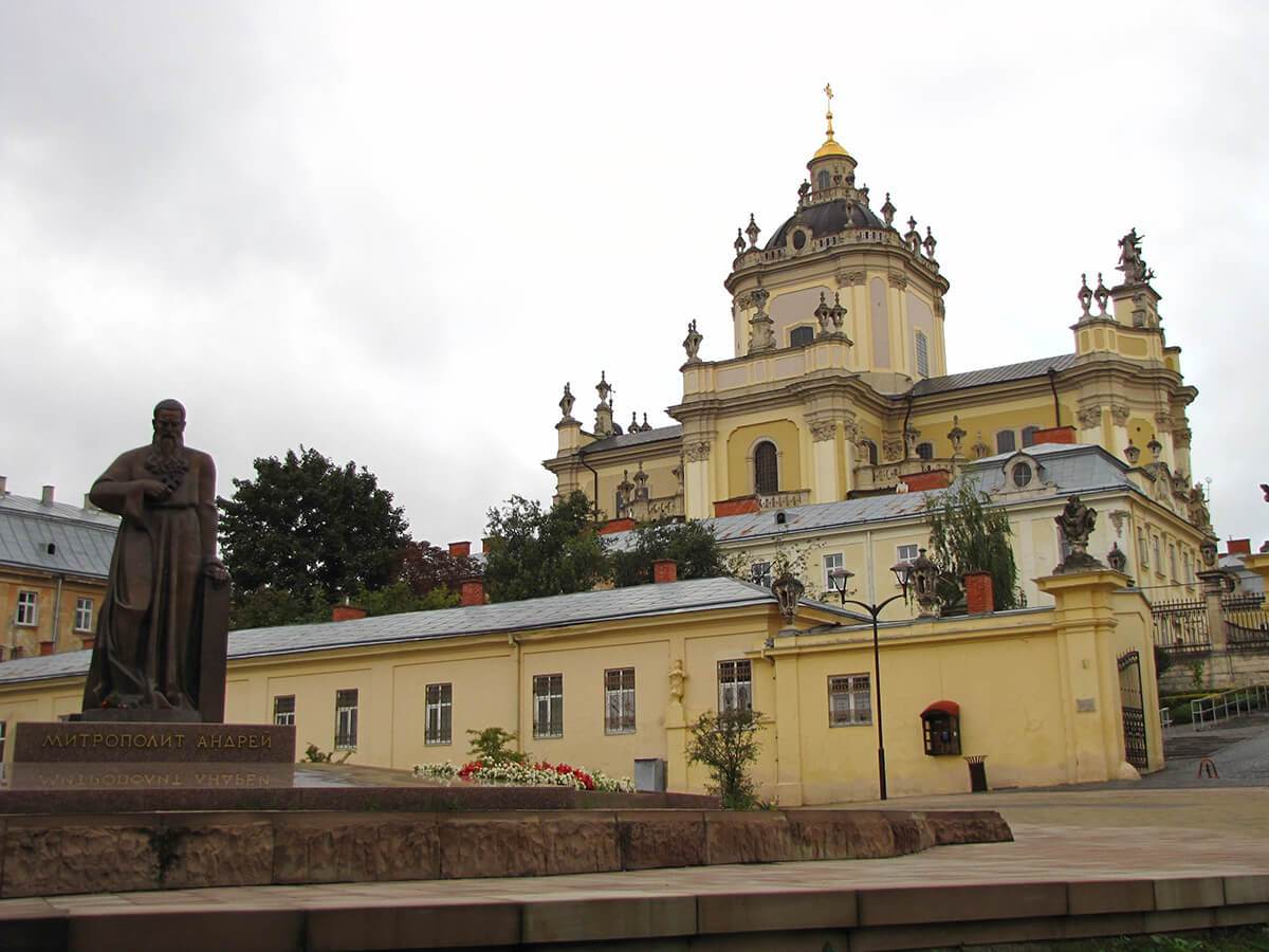 Lavov - Crkva vaskrsenja Hristovog