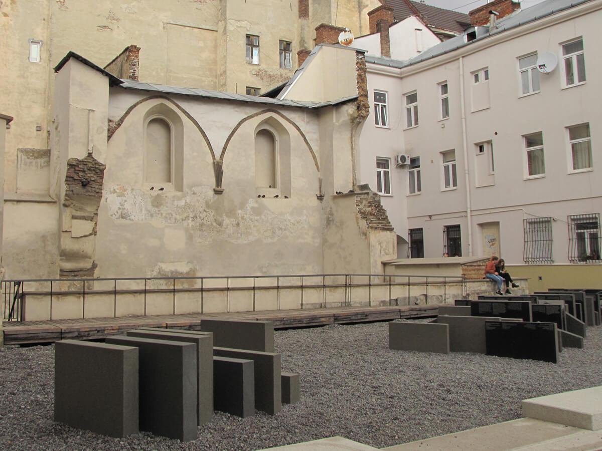 Lavov - sinagoga Zlatna ruza