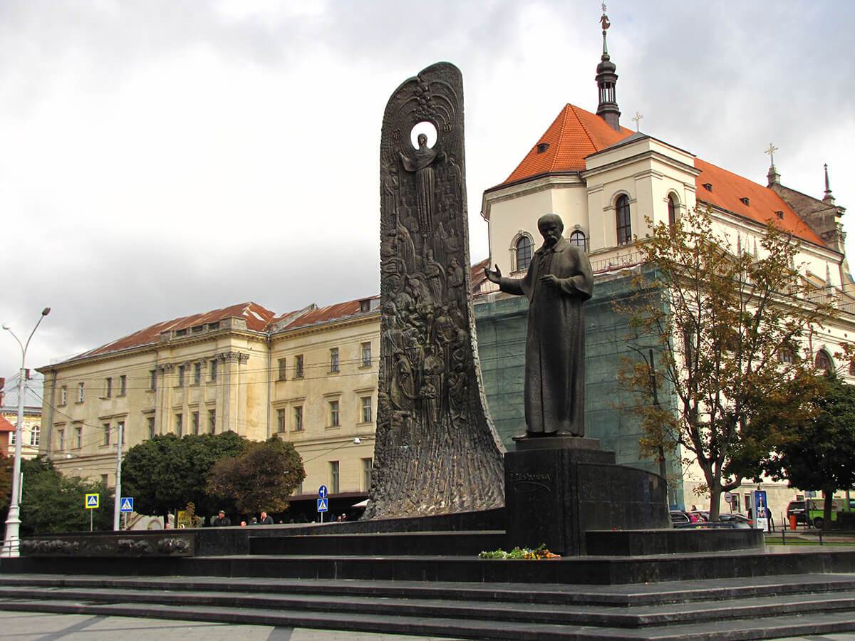 Lavov - spomenik Sevcenku