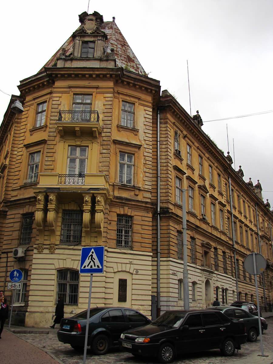 Lavov - zatvor u ulici Lonckog