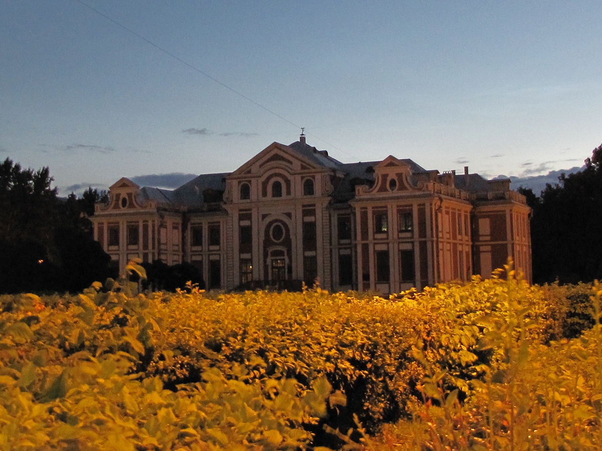 Noćni Sankt Peterburg Kikiny palaty