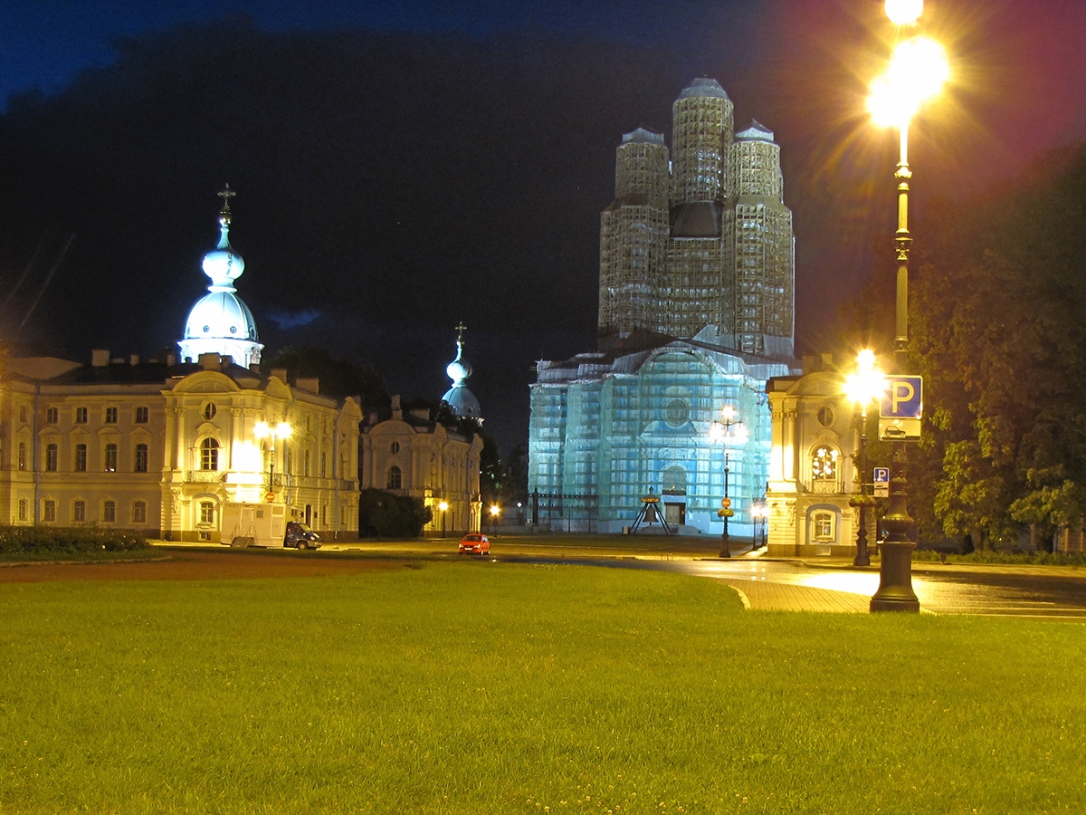 Smolnyj sobor restavraciya