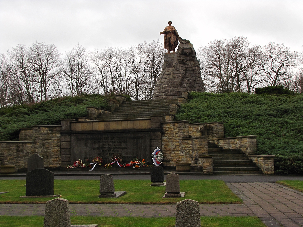 Seelow Heights Memorial