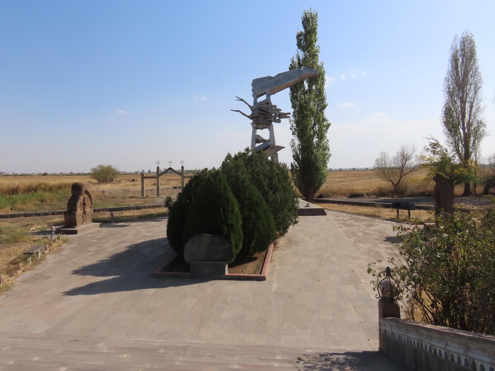 Spomenik jugoslovenskim avijaticarima