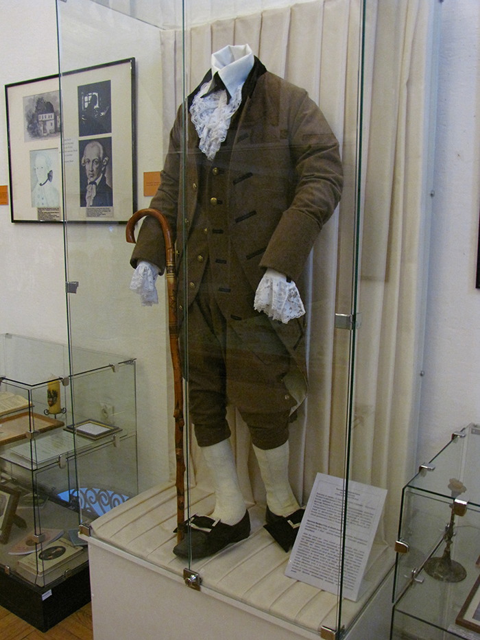 Muzej Kanta Kaliningrad_muzej_kanta_kostyum_Kanta