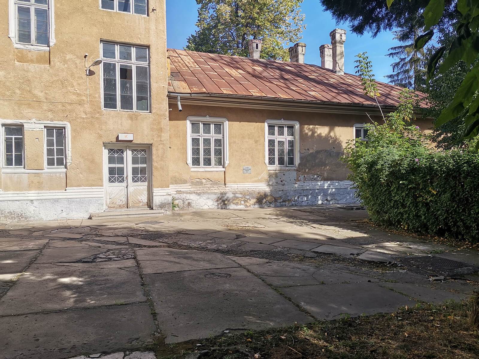 Trgoviste mesto streljanja Causeskuovih