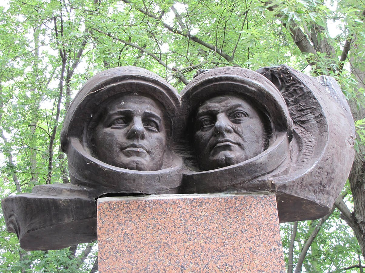Vitebsk_pamyatnik_kosmonavtam1