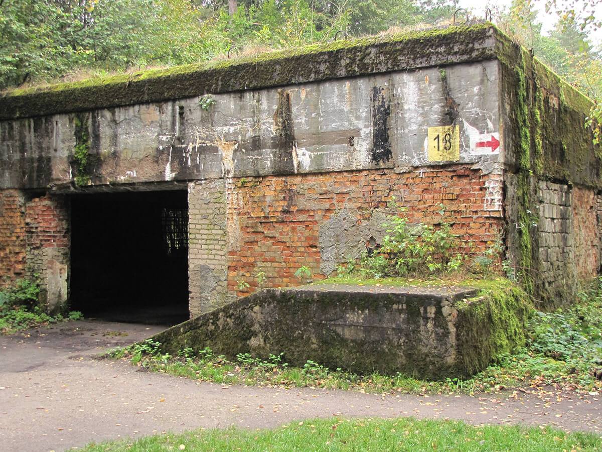 Vučja jazbina - Kantina