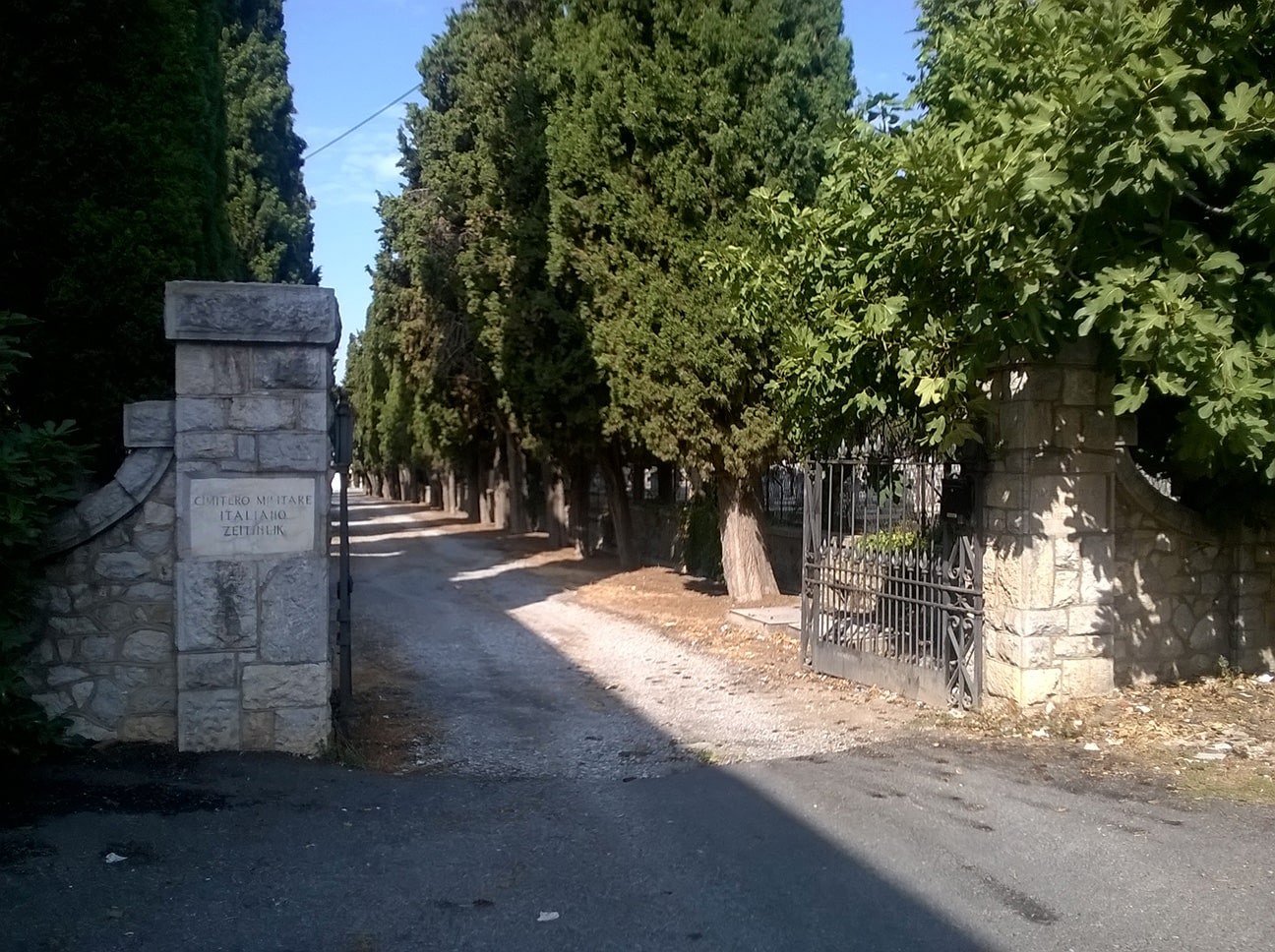 Zejtinlik italijansko groblje
