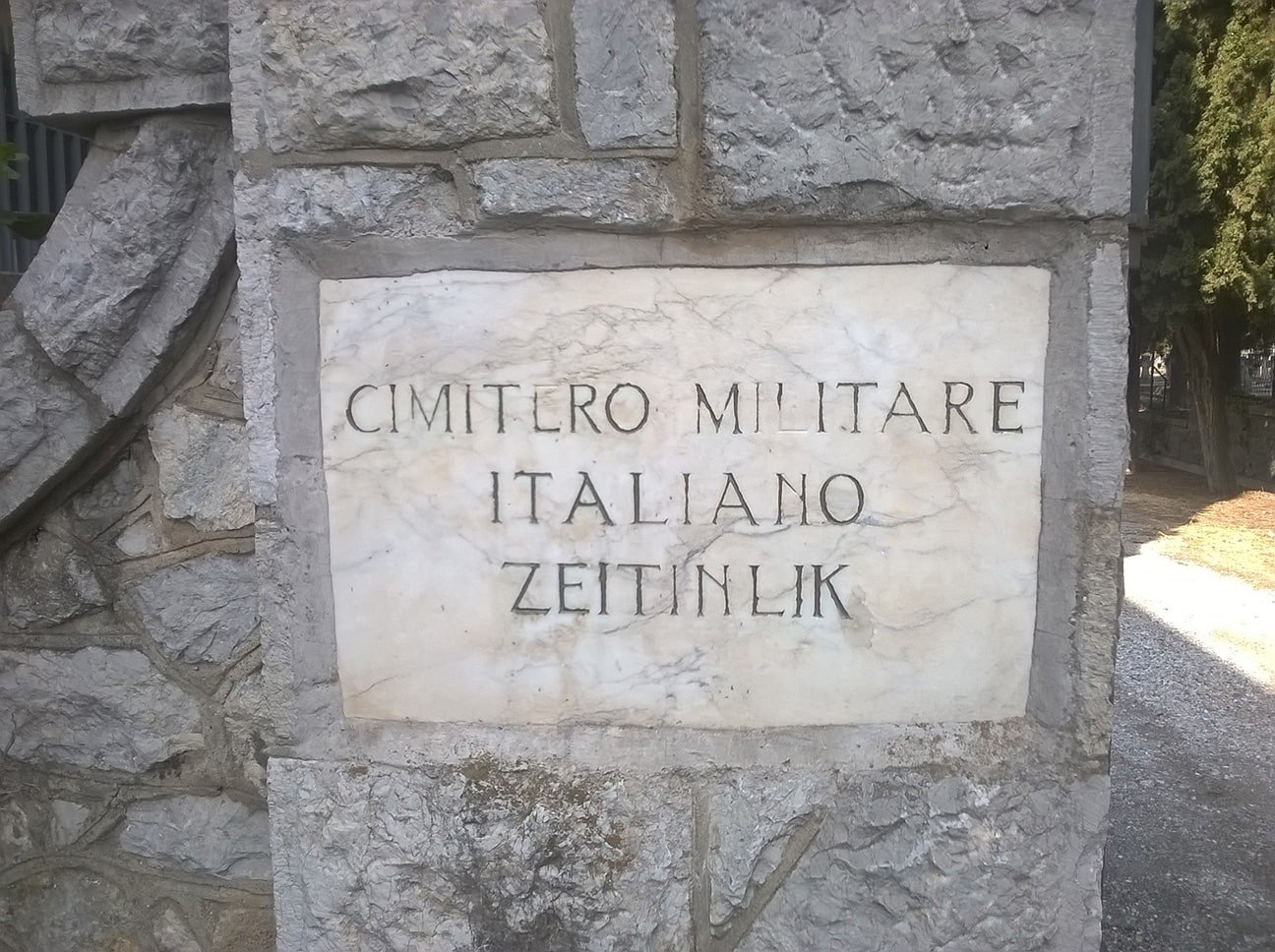 Zejtinlik italijansko groblje