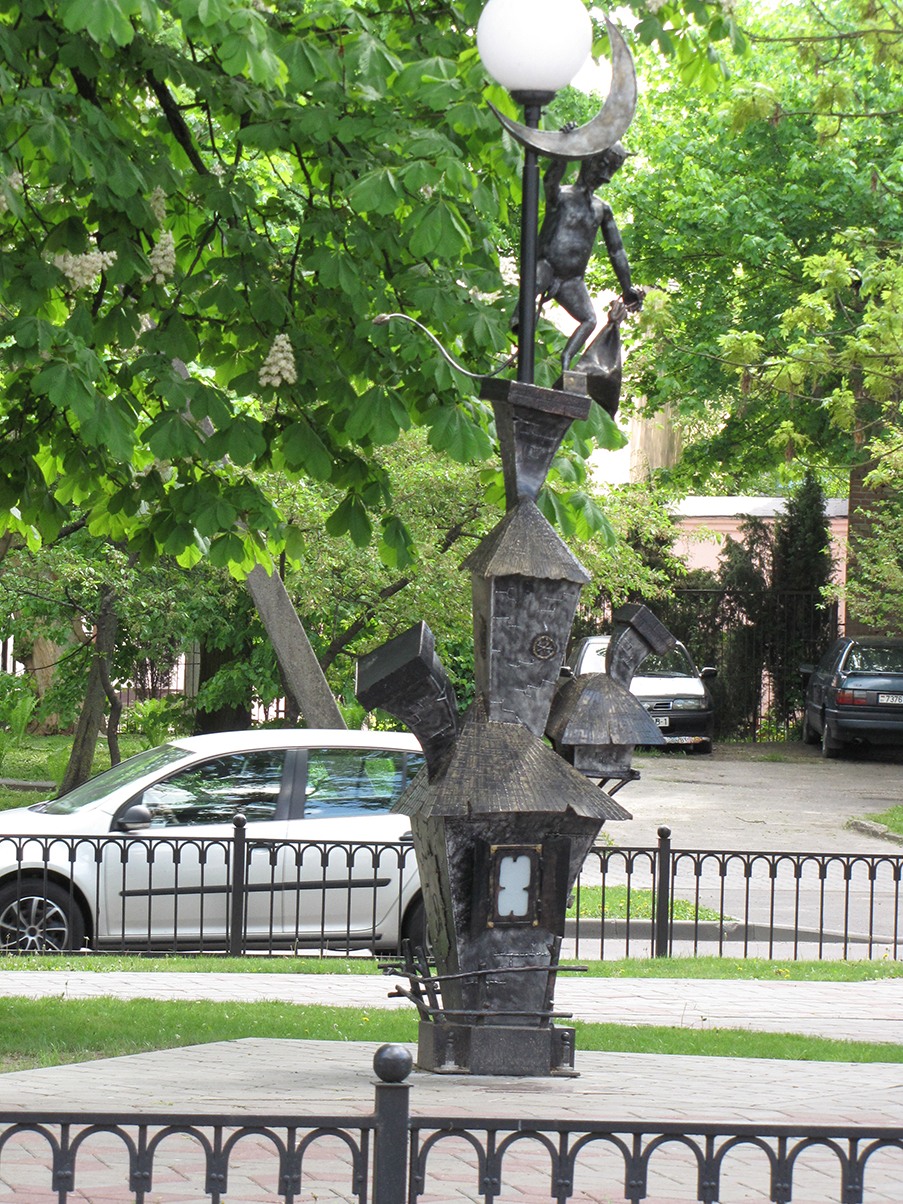 Brest Kovani fenjer, đavo