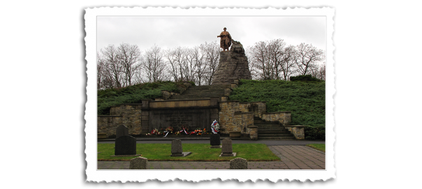 Memorijalni kompleks Zelovski visovi